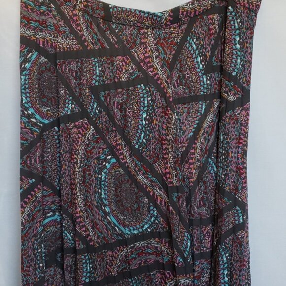 Lucy & Laurel Pleated Skirt Multi-Color Maxi Ankle Skirt Size Large ☆ - Picture 4 of 10